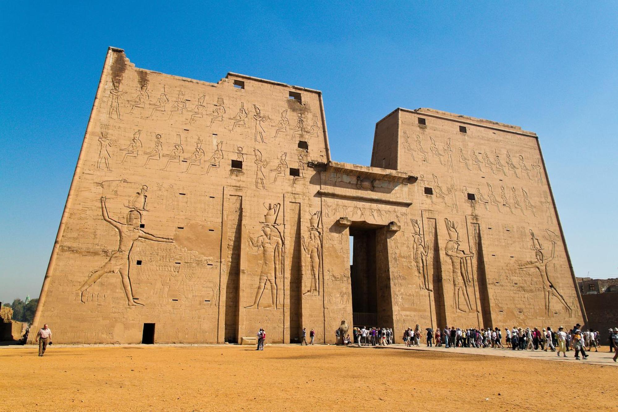Moevenpick Royal Lily Nile Cruise, Every Monday Four Nights From Luxor, Every Friday Three Nights From Aswan - Including Excursions & Sightseeing Exterior foto